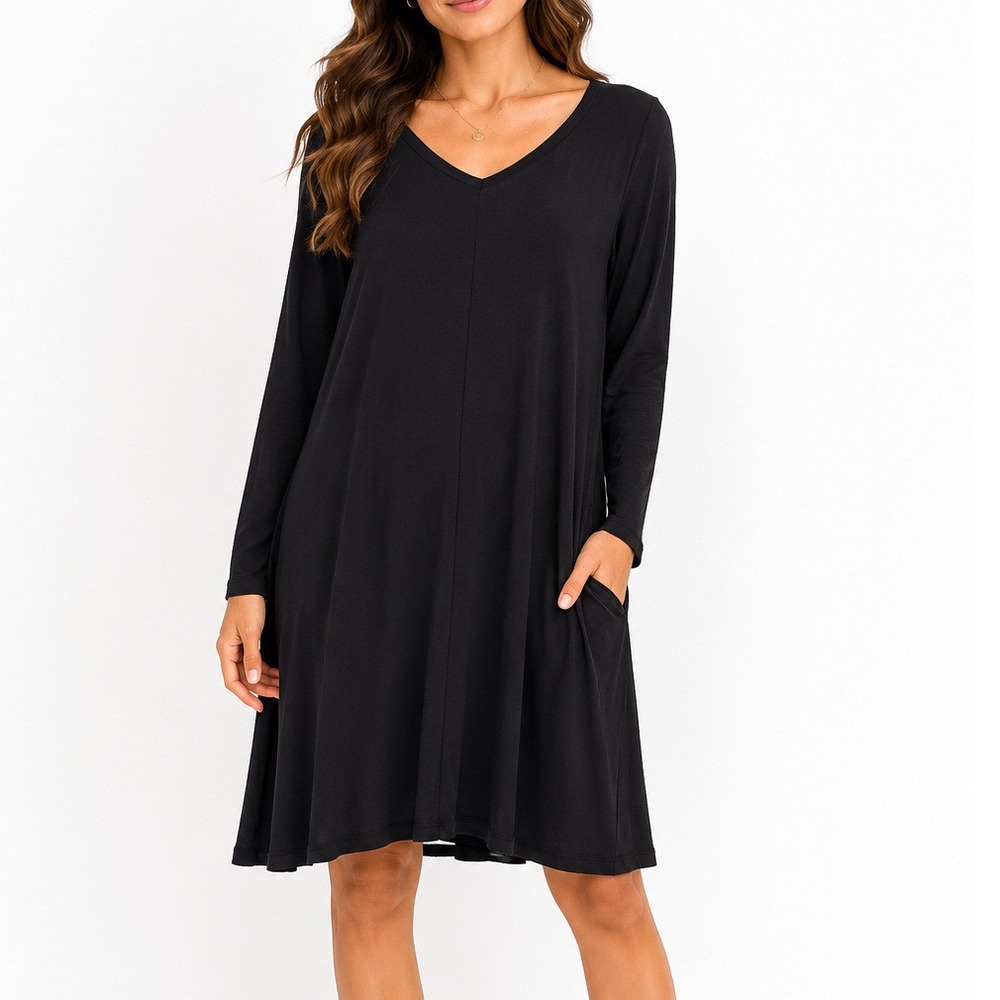 Poseshe Black Long Sleeve Scoop Neck Tunic‎ Top Relaxed Fit Size M NEW
